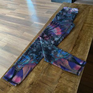 Patterned leggings, 3/4 crop